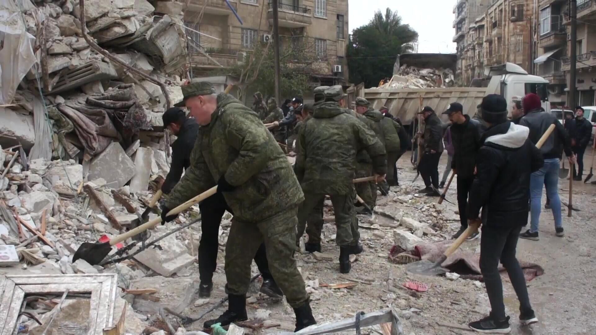 Как Россия помогает Турции справиться с последствиями землетрясений