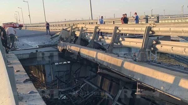 Ни гнушаются ничем: Киевский режим снова устроил теракт на Крымском мосту